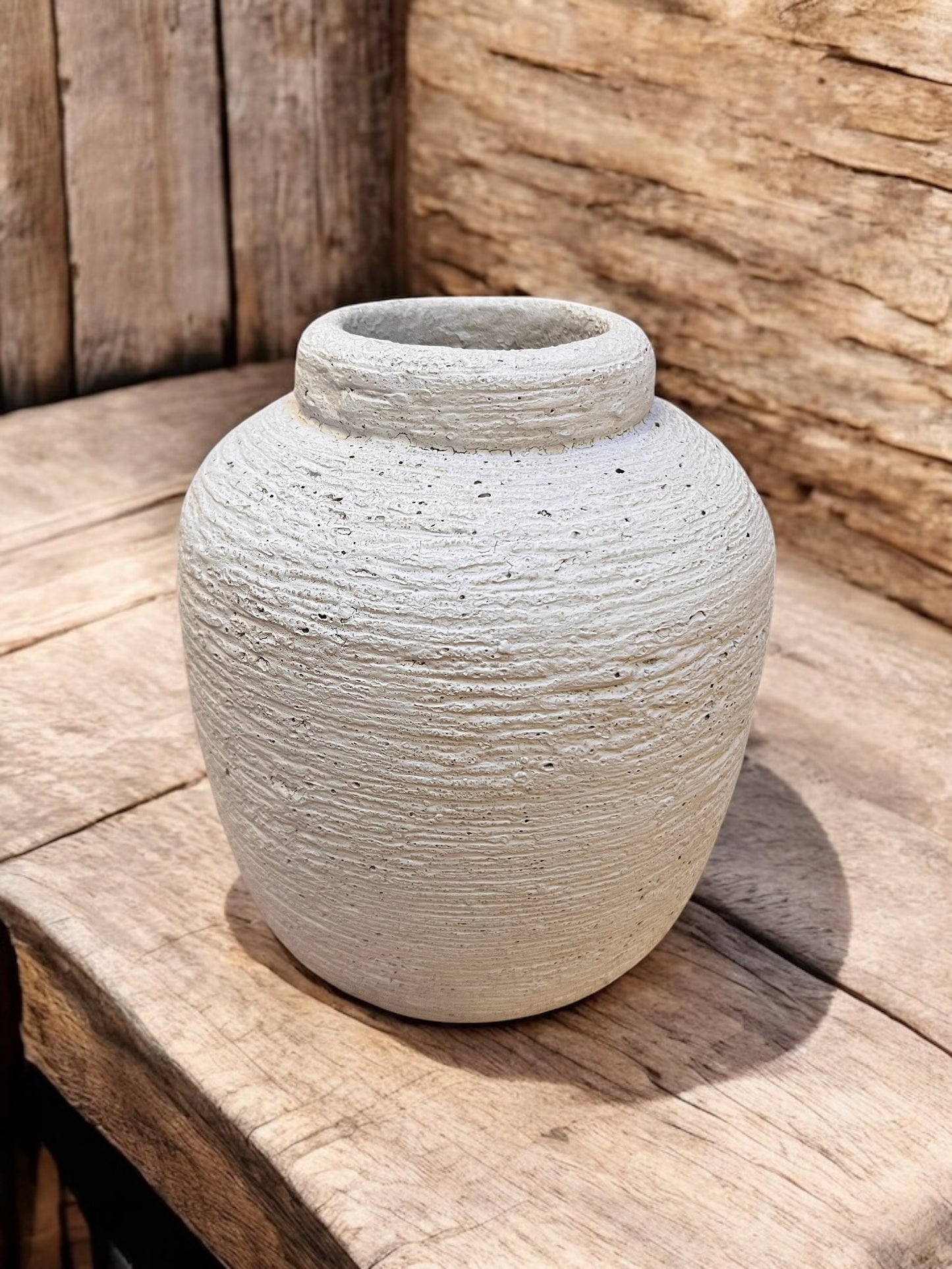 Vase peaky