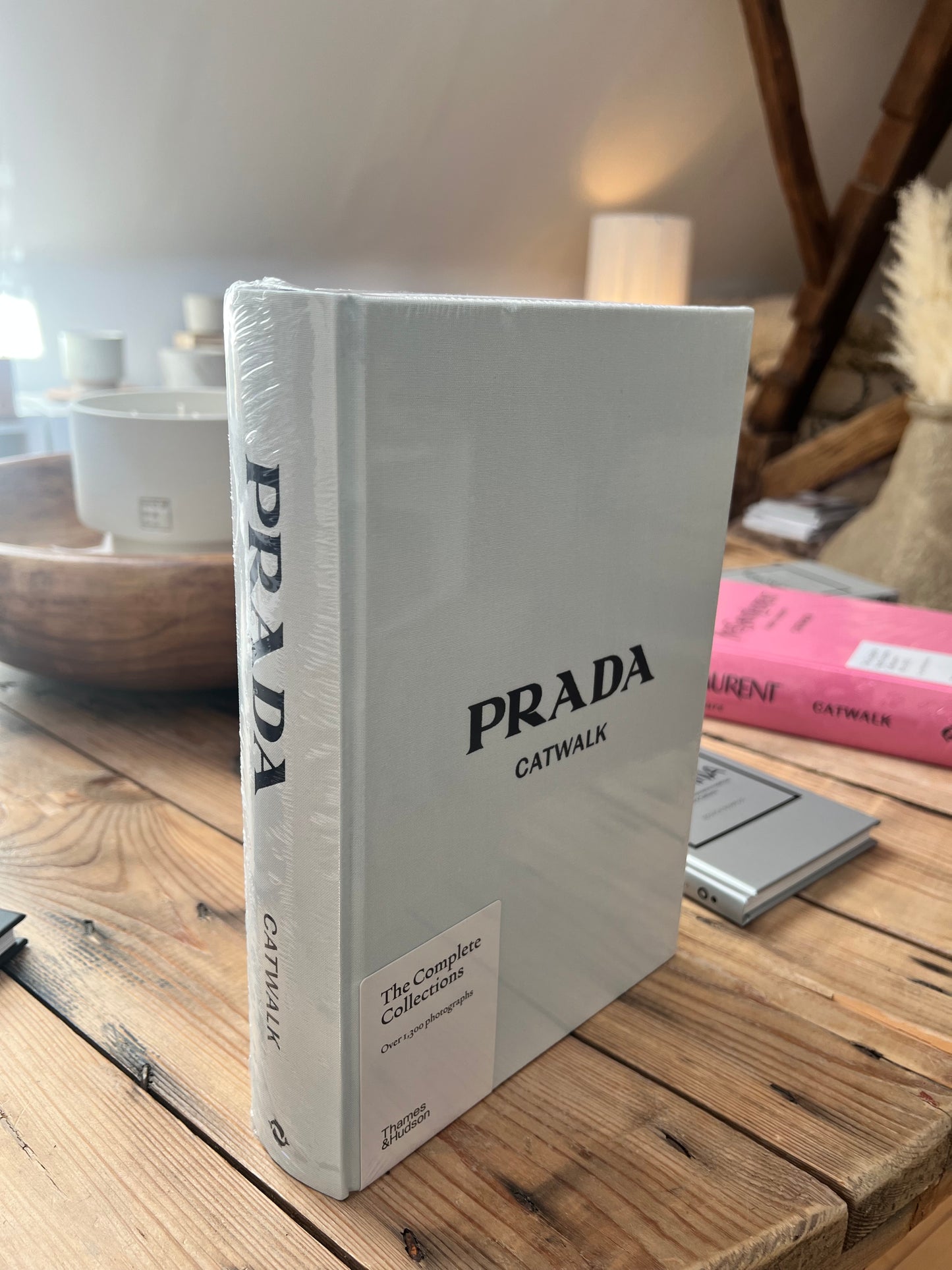Livre déco Prada