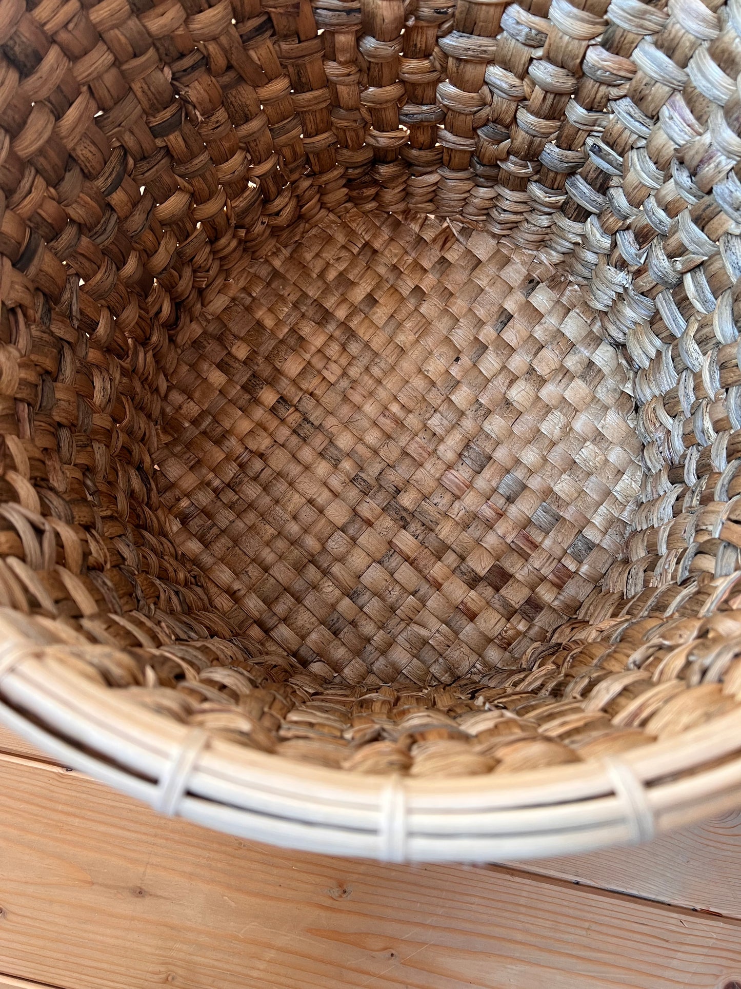 Panier en jacinthe