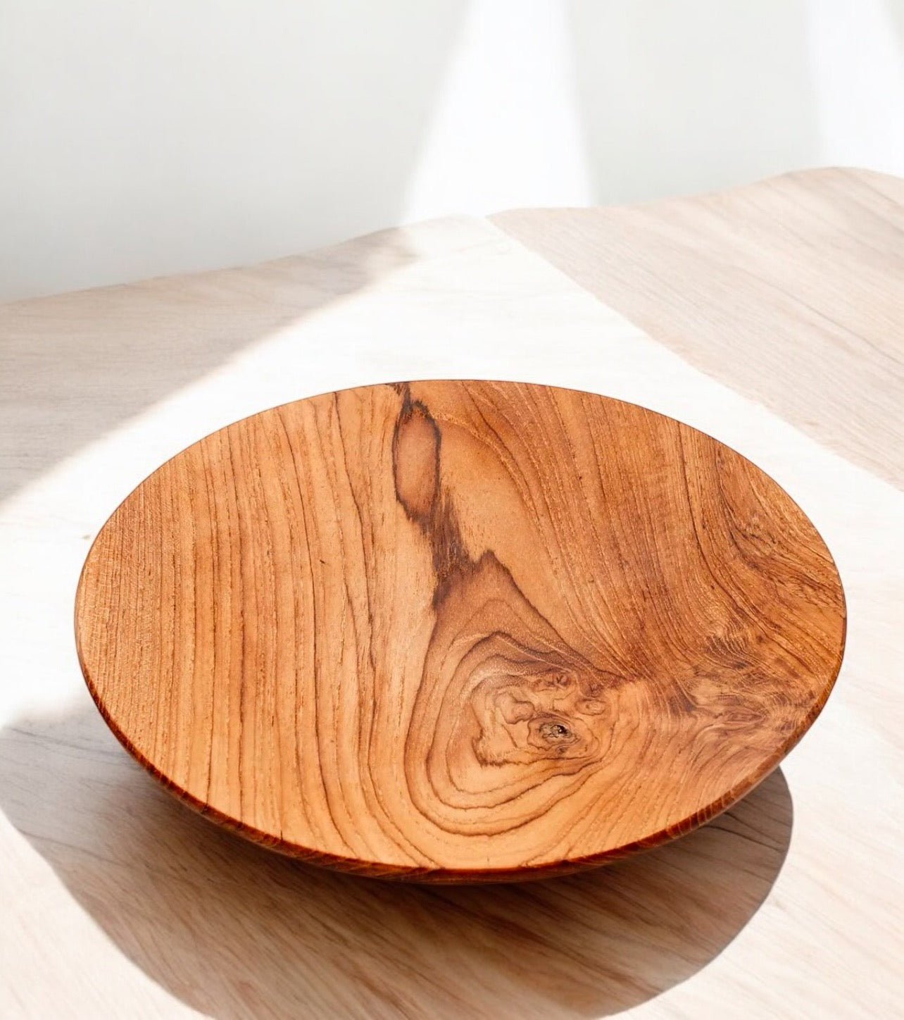 L’assiette ou plat en bois