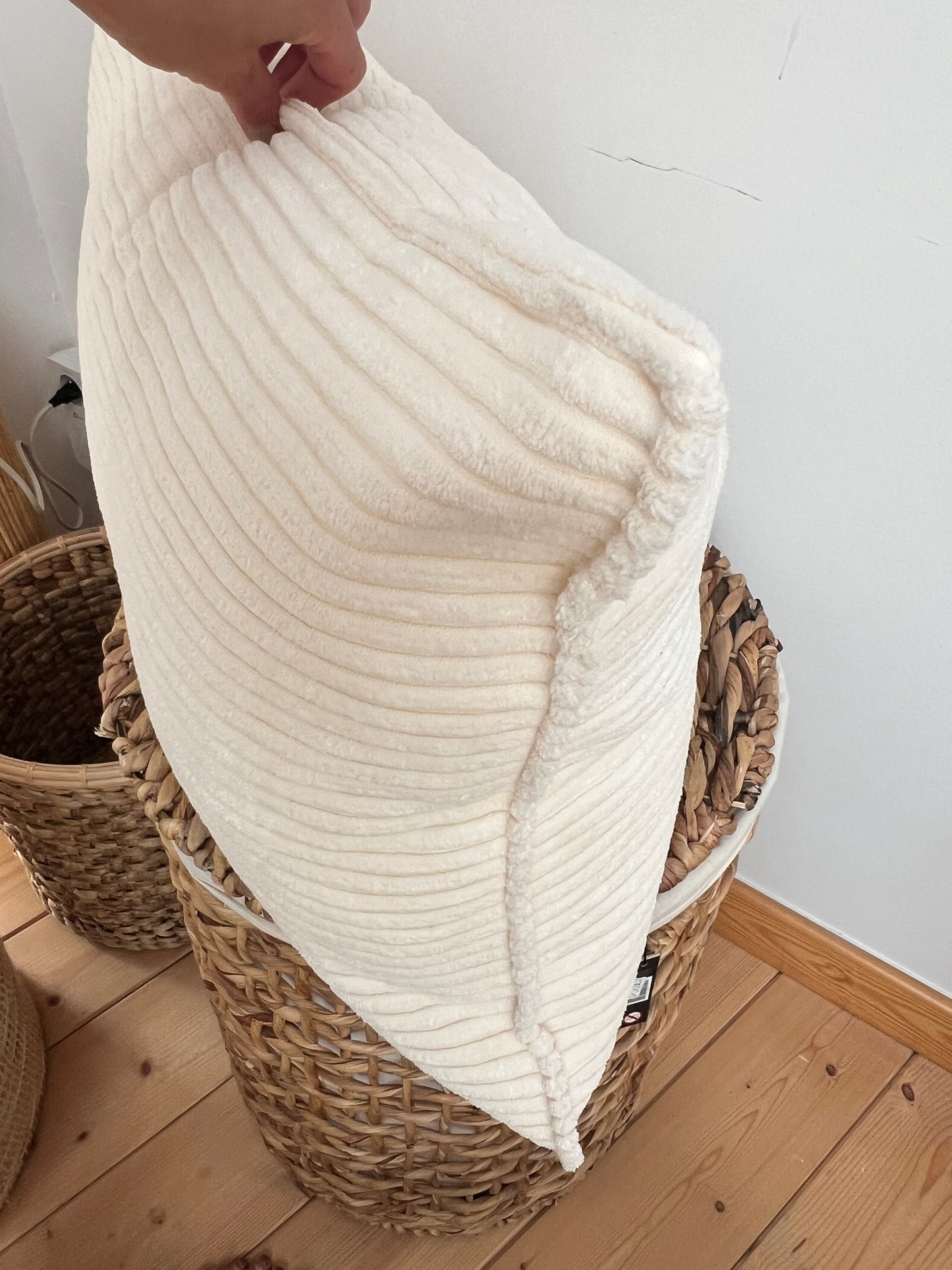 Coussin crème Lila