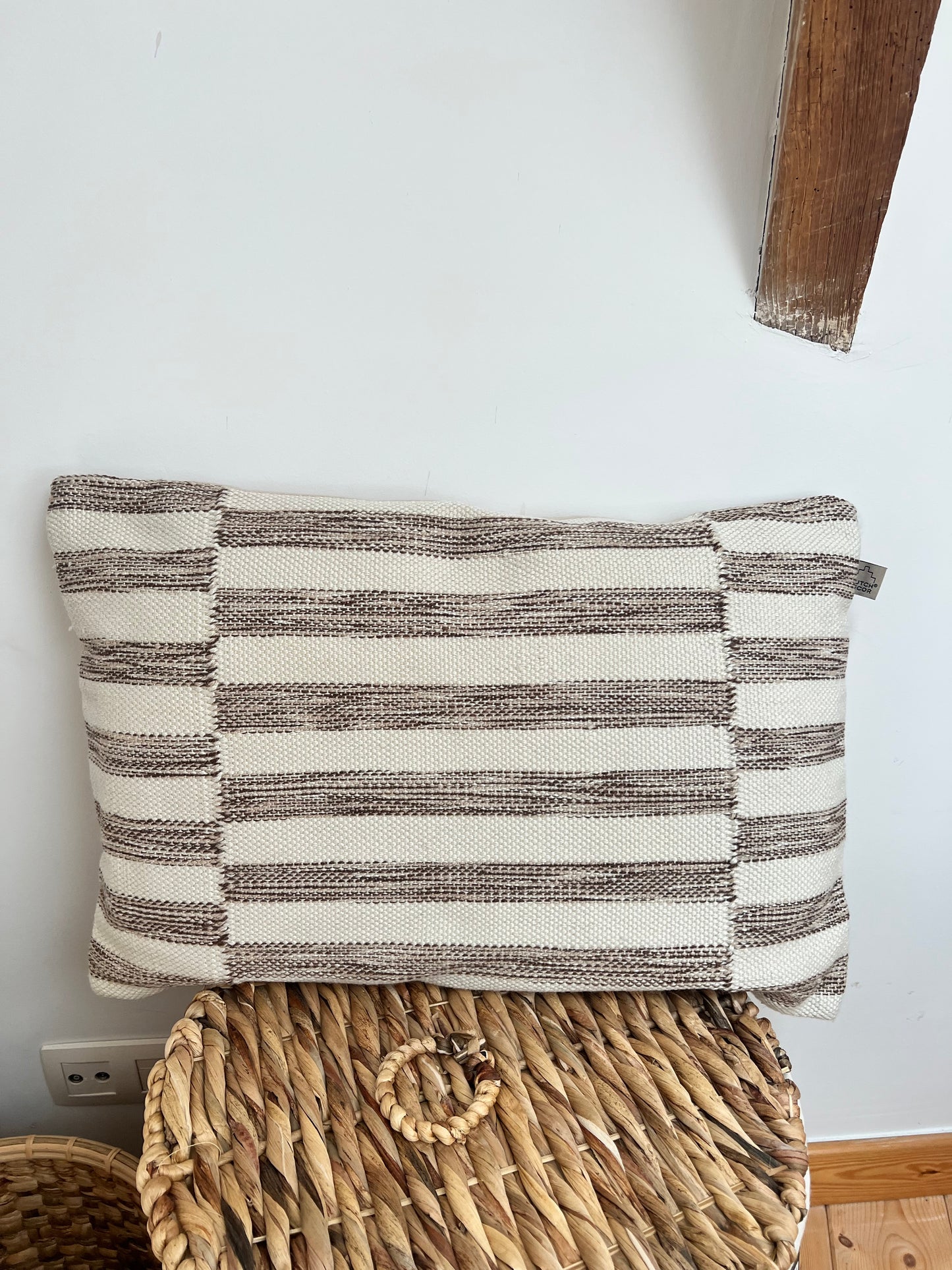 Coussin crème & brun