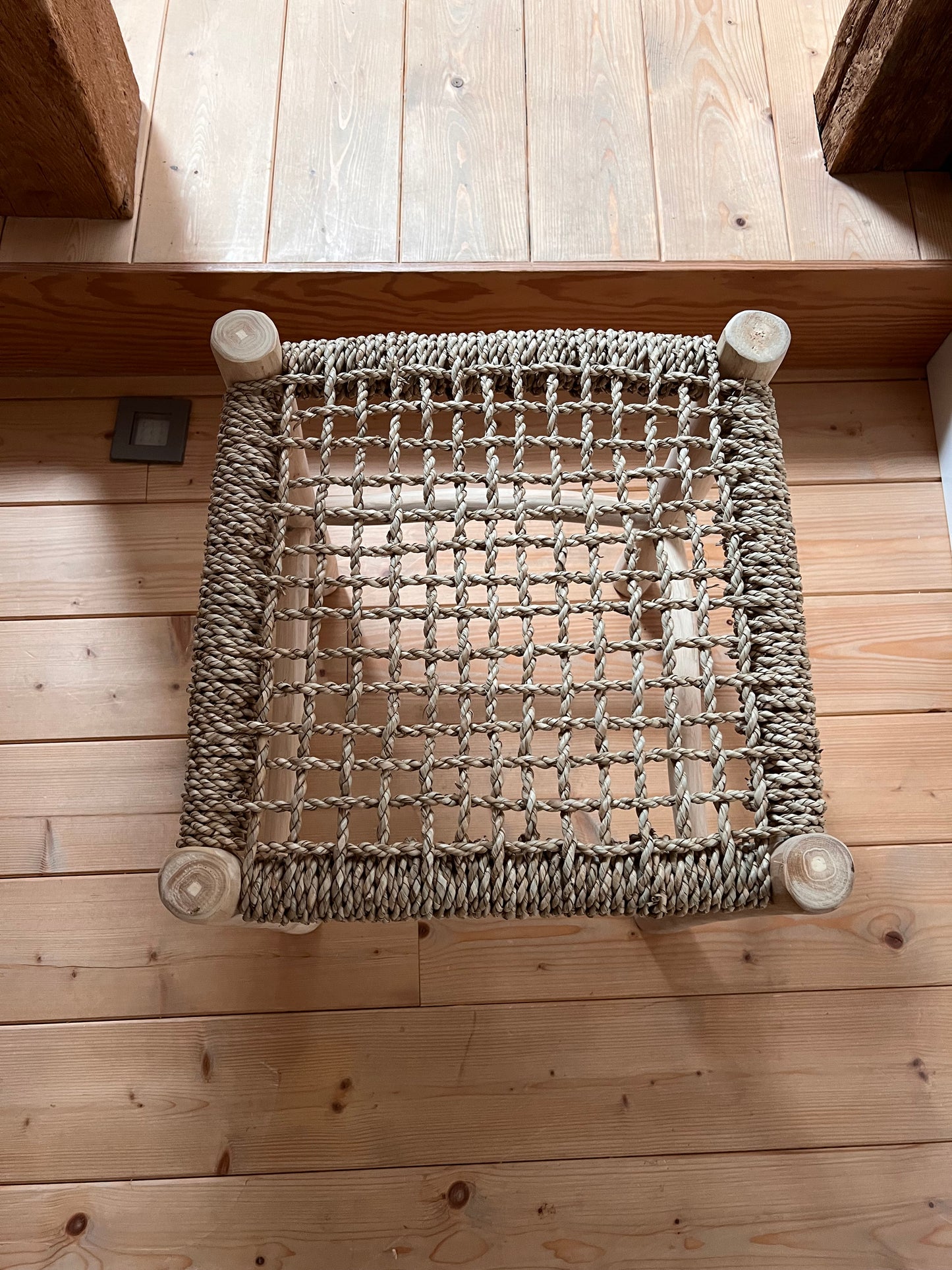 Tabouret J-line Timo