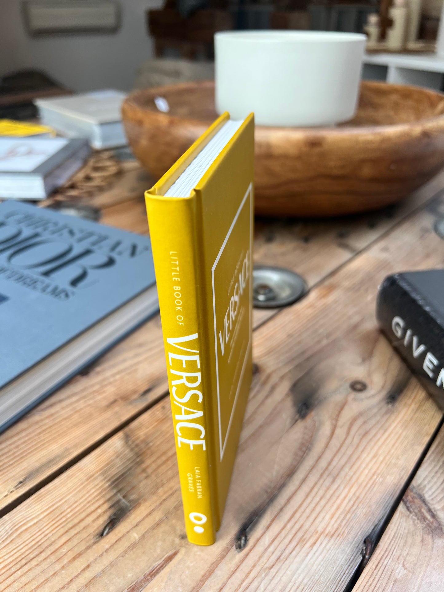 Différents petits livres créateurs déco