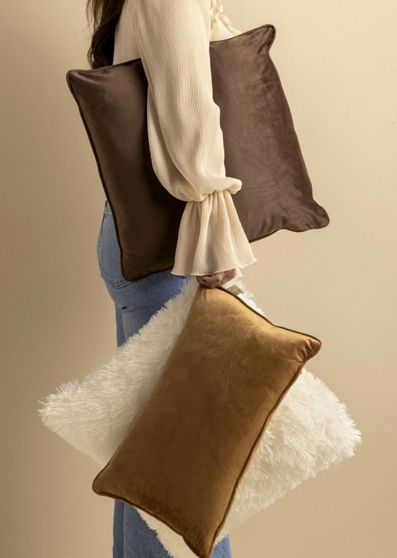 Coussin fluffy (2 coloris)