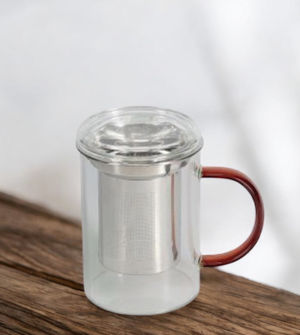 Tasse de thé avec filtre LIV