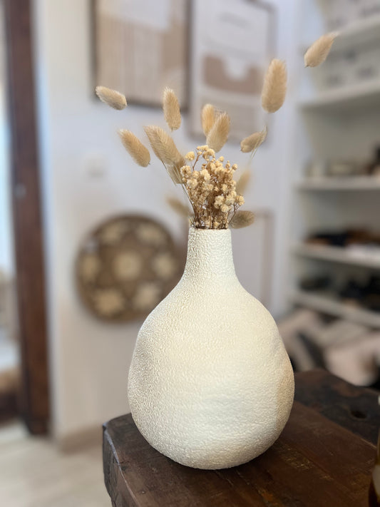 Vase poire crème et bord noir