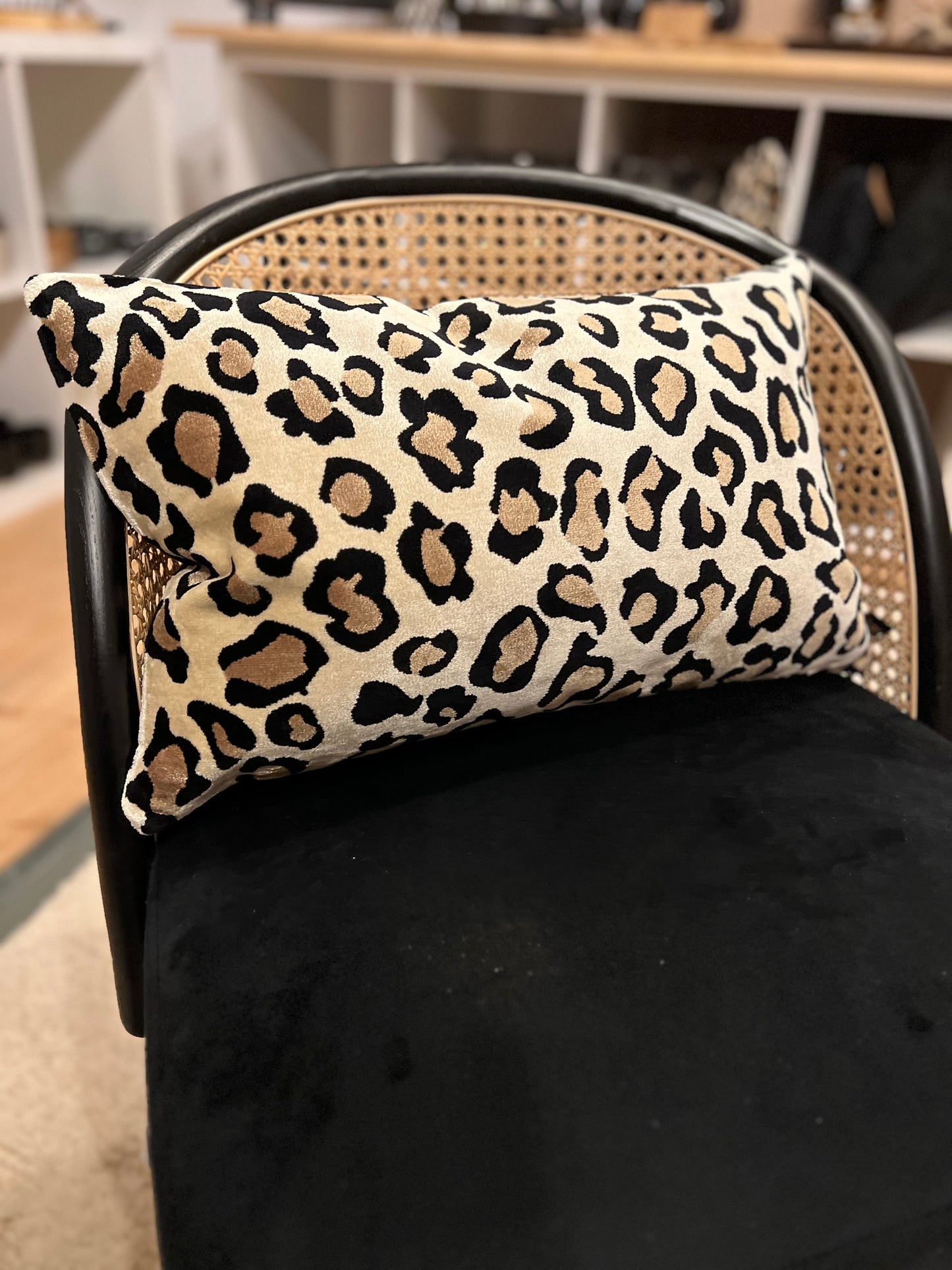 Coussin léopard