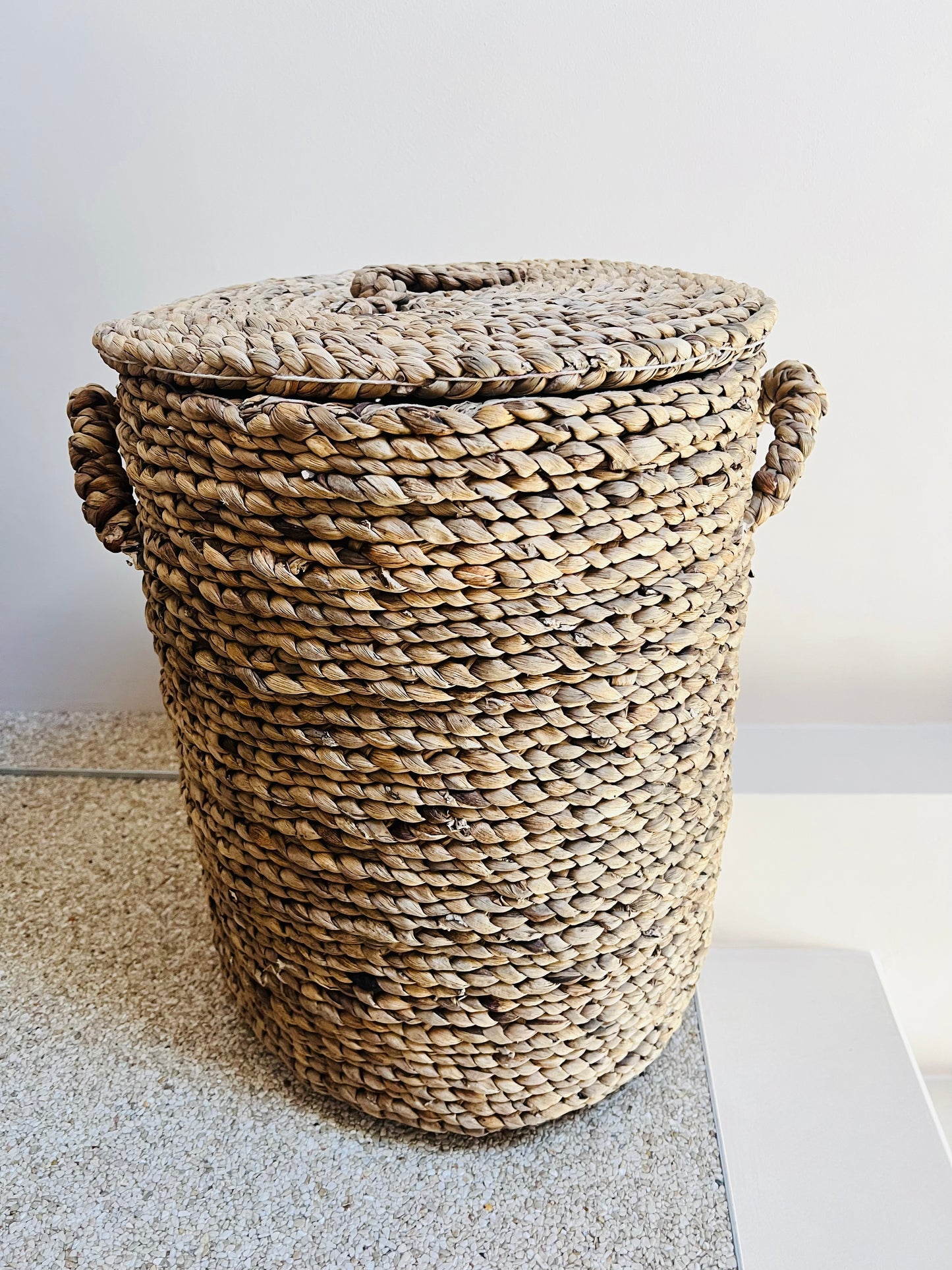 Panier avec couvercle lino