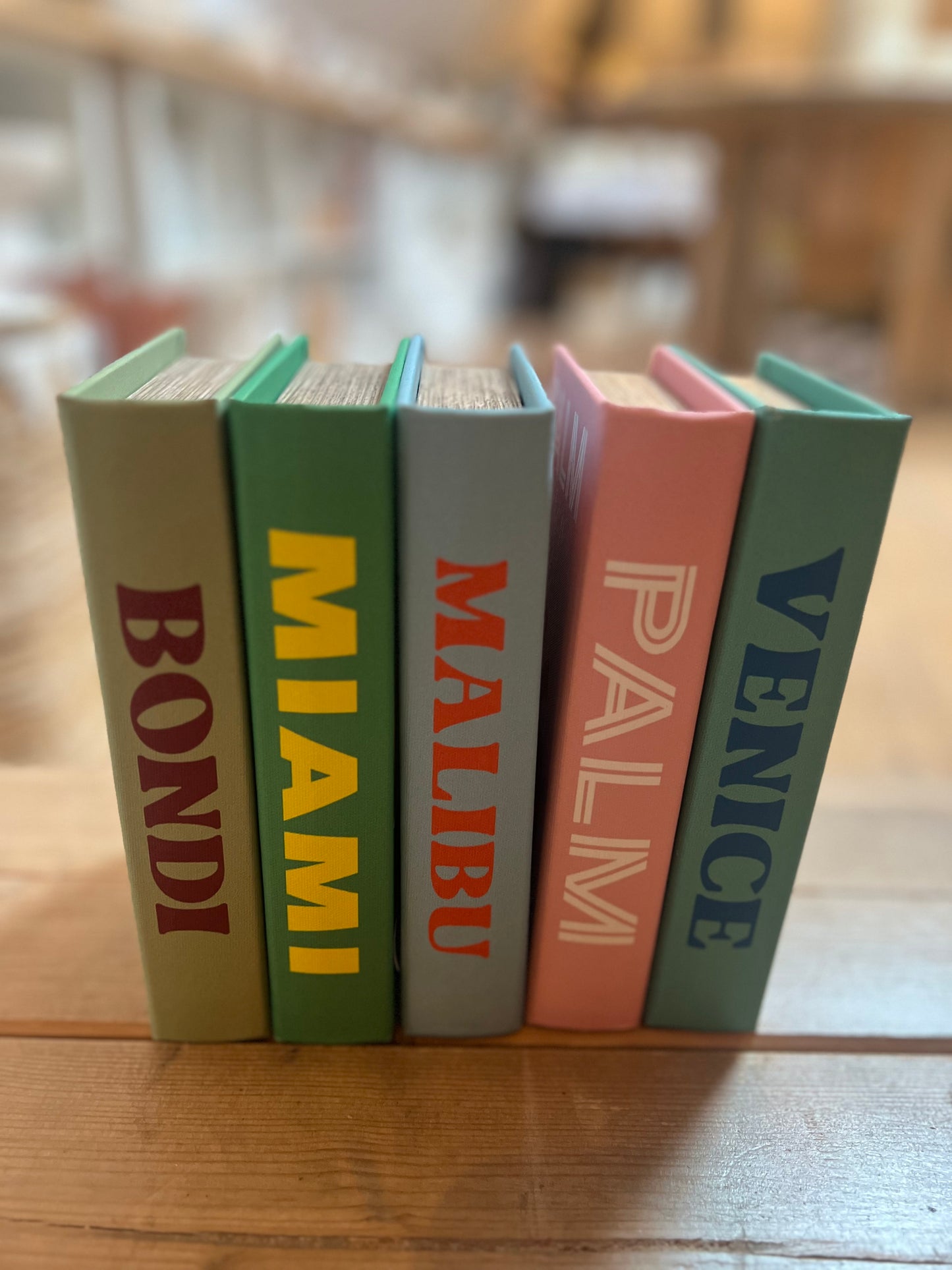 Livre déco rangement