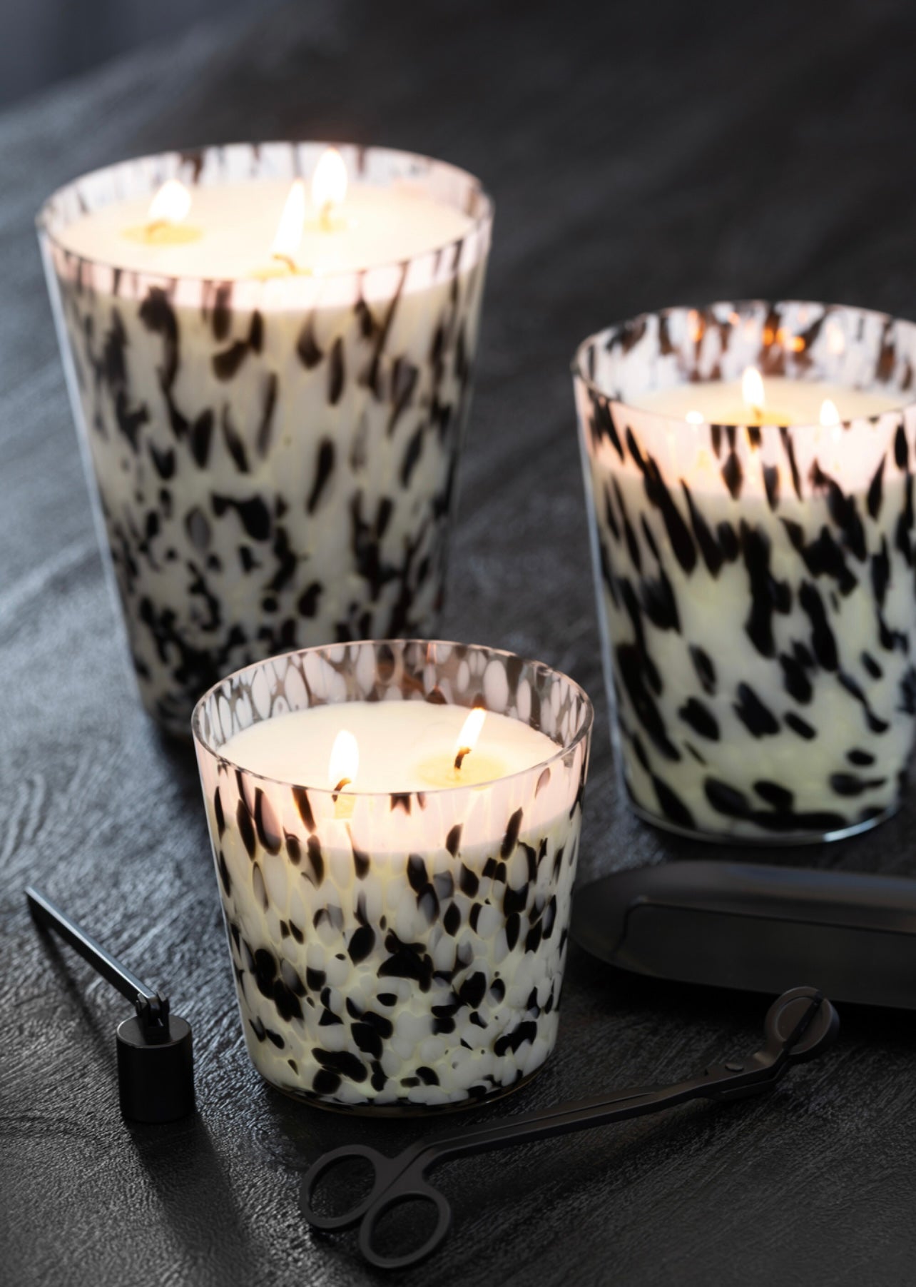 Bougie Noa mouchetée (deux coloris)