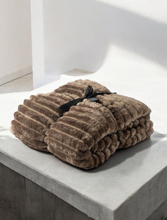 Plaid cosy ricky•beige clair, beige foncé, brun, noir ou crème