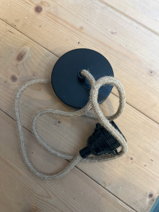 Câble suspension corde et noir
