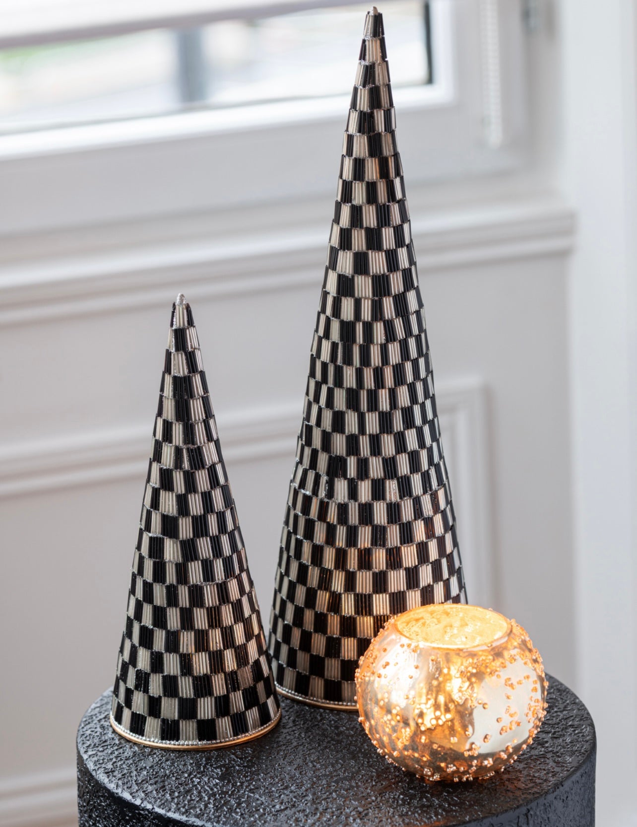 Duo de sapin noir et argenté