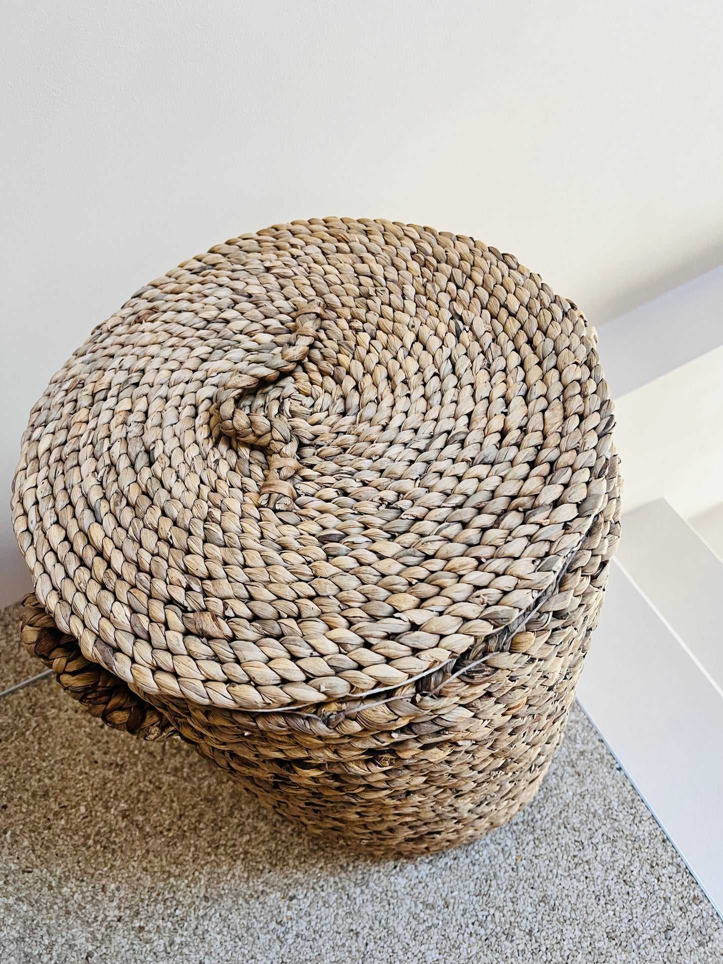 Panier avec couvercle lino