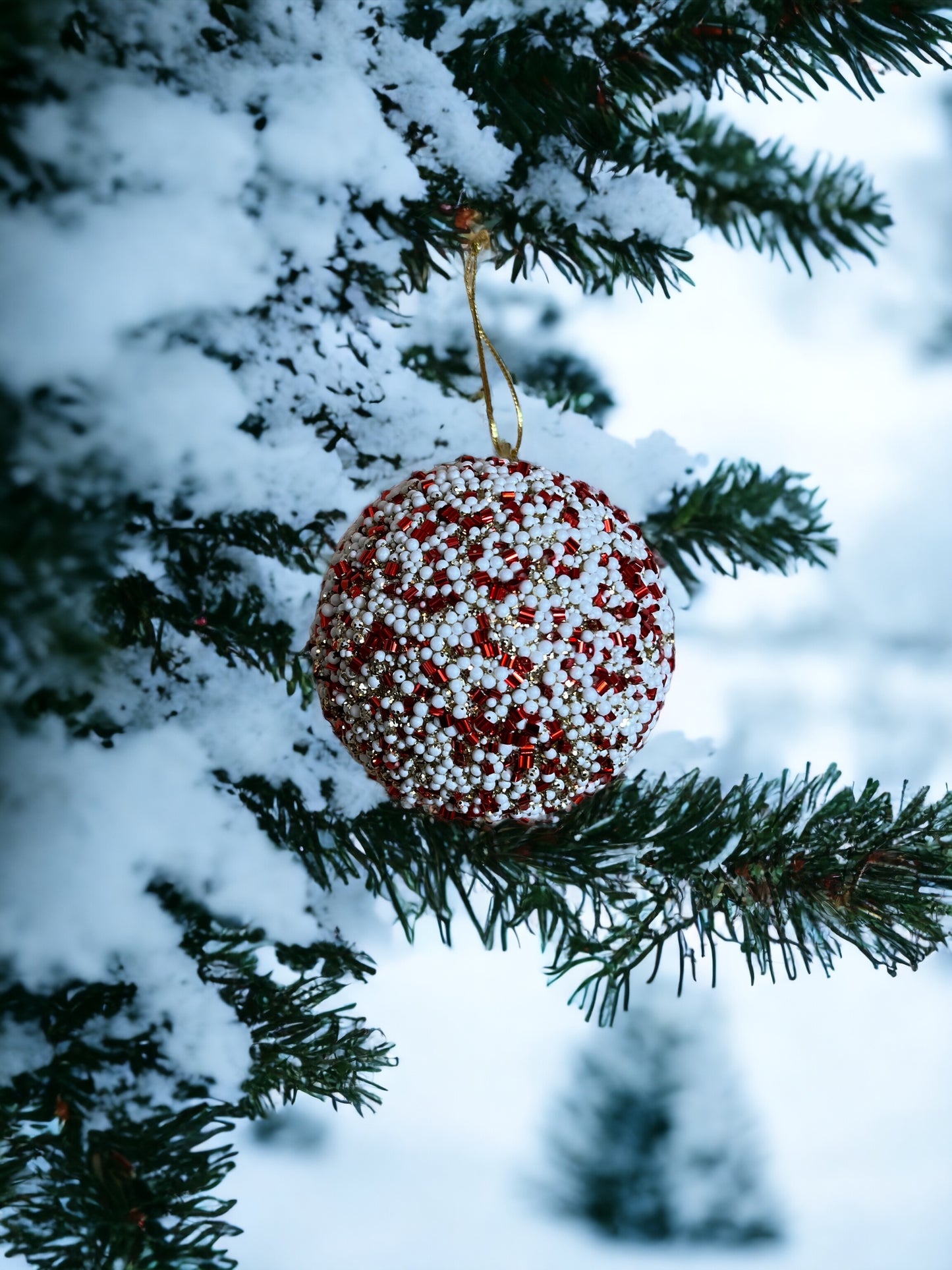 Boule rouge blanc or